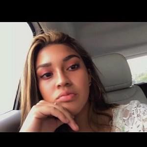 Meet your Posher, Emely